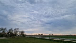 Bewolking overheerst boven Texel 