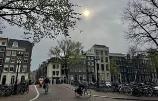 De zon heeft het moeilijk vanmorgen