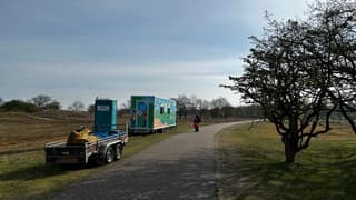 Vrijwilligers van de schone duinen