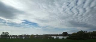 Mooie luchten boven de Rijn 