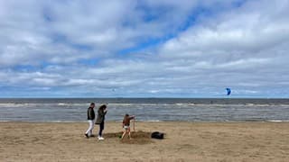 Plezier op zee en op het strand 