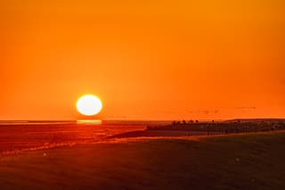 zonsopkomst Holwerd aan wad 22-04-2026
