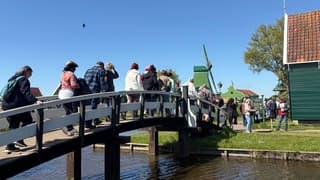Drukte op de Zaanse Schans