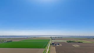 Staalblauwe lucht