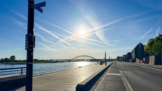 Mooie wolken bij De Waalkade 