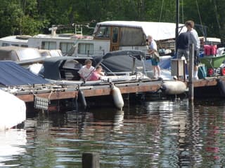 En het zonnetje breekt door in de haven. Prima vaarweer!
