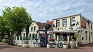 Even een terrasje pakken tijdens het fietsen