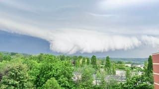 Donkere wolken 