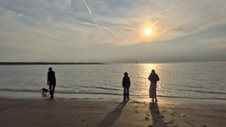 De zon gaat onder