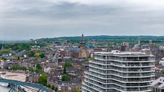 Bewolkt boven het centrum van Nijmegen (foto 2)
