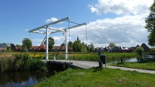 Zon en wolkenvelden
