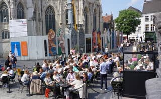 Drukte op de terrassen 