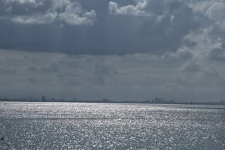 Weerspiegeling op het water.