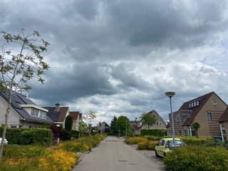 Oeps wat doen die donkere wolken daar?