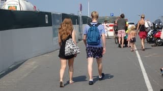 Korte rokjesweer