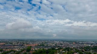 Opklaringen na regenbuien boven Beverwijk