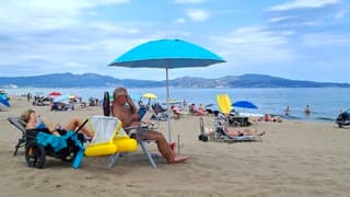 Zonnig strandweer 