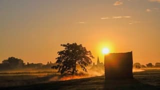 Zonsopkomst met mist 